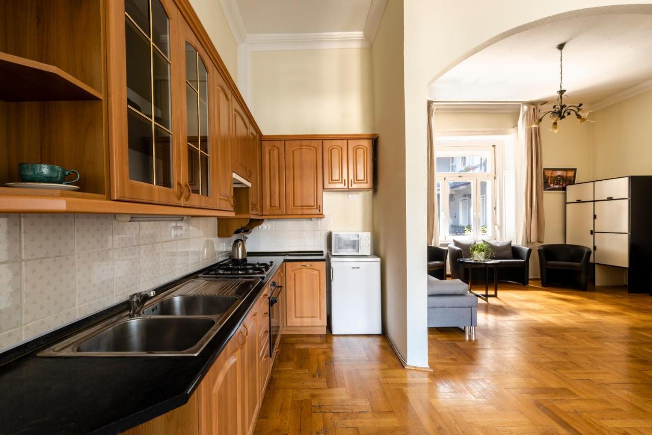 Baross City Hotel - Budapest Extérieur photo